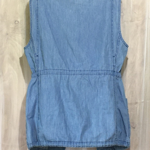 Forever 21 women’s skinny jean vests Small - Picture 2 of 5